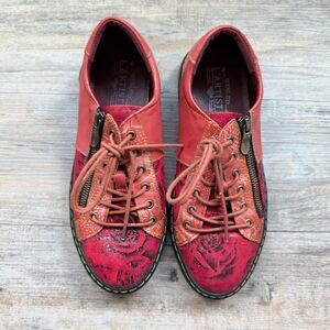 L’Artiste by Spring Step Danli-Bloom Leather Sneakers Red Floral Zip Lace Size 9